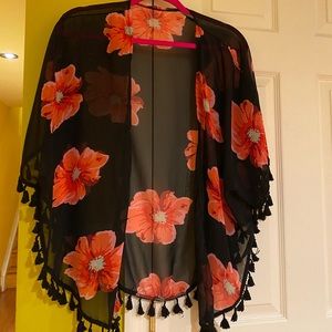 Cute “one size” coverup blouse